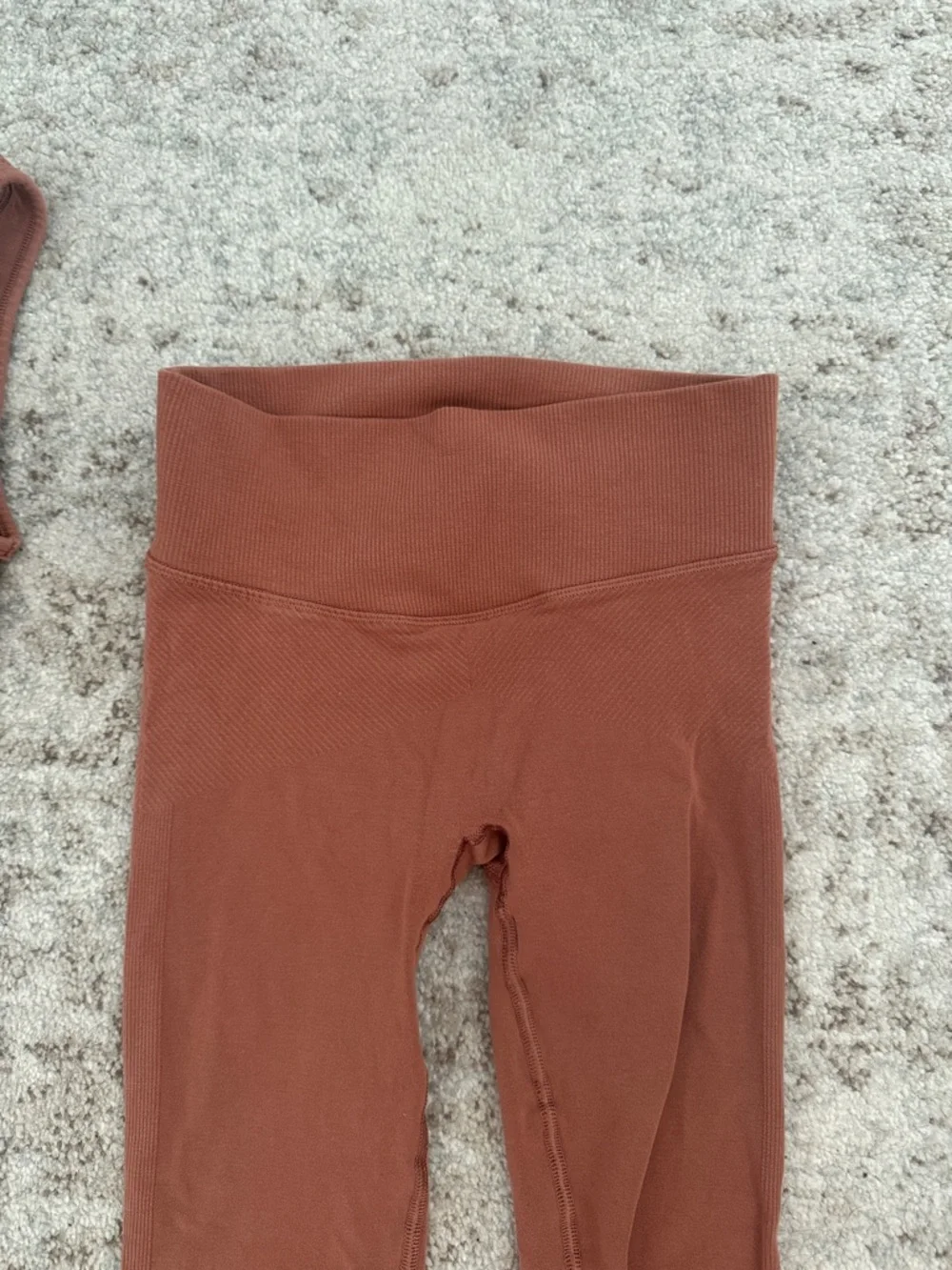 Gymshark Ribbed Two-Piece Active Set in Rust - Picture 2 of 8